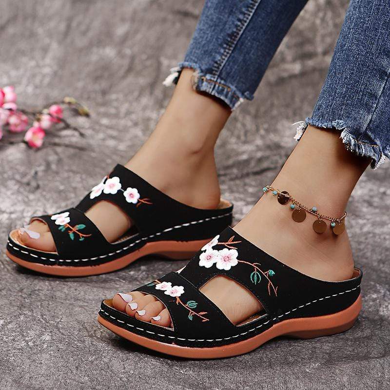 Floral Embroidered Slippers