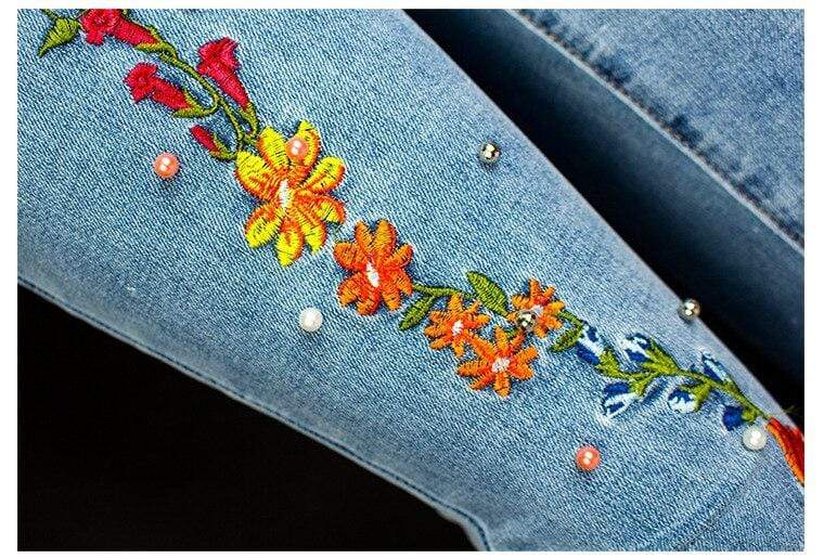 Floral Embroidery Flare Jeans