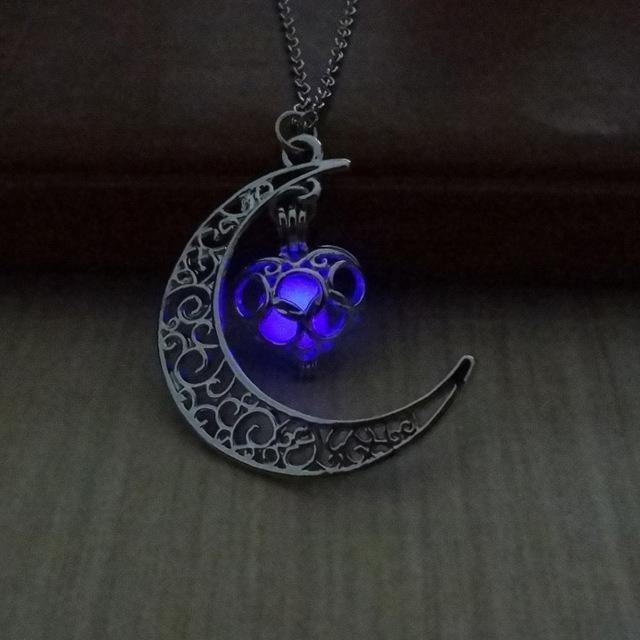 Moonlight Love Glow In The Dark Pendant Necklace