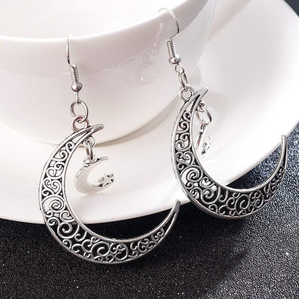 Silver Crescent Moon Earrings