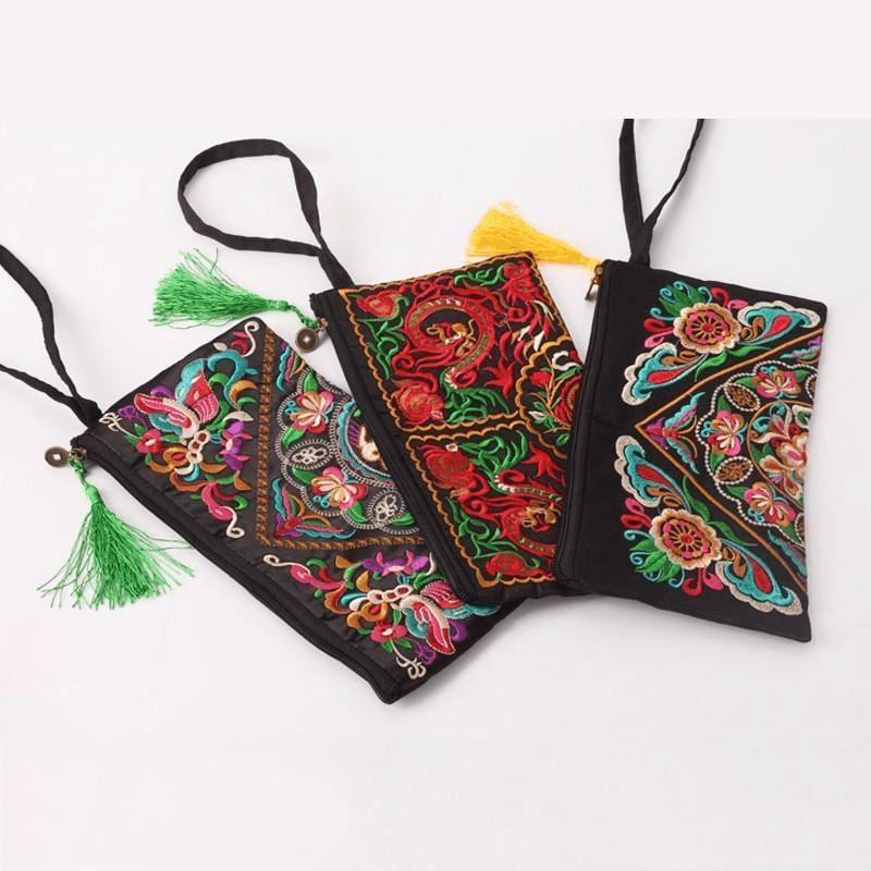 Embroidered Tassel Vintage Wallet