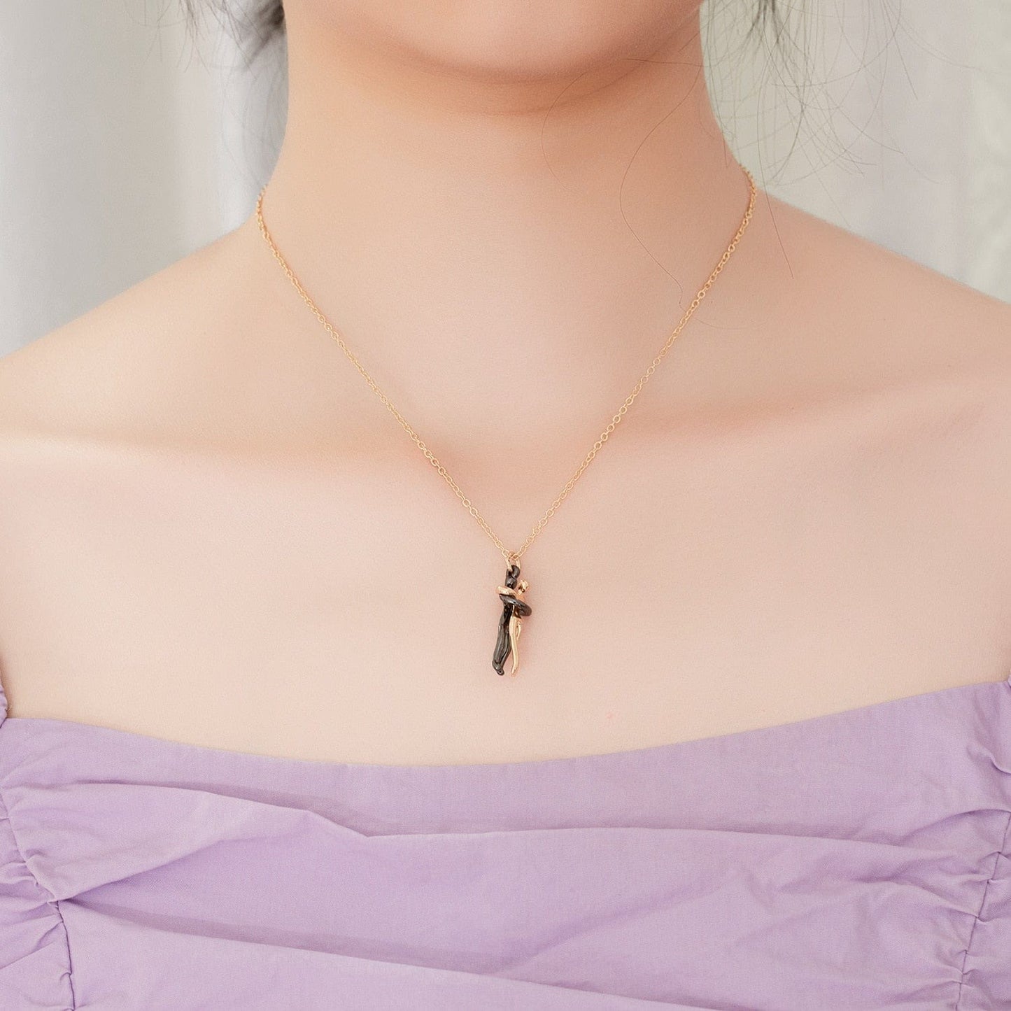 Hug Pendant Necklace