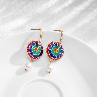 Round Style Earrings